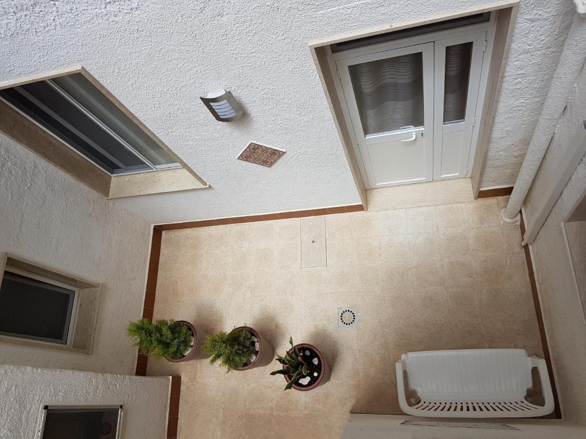 Nomapartments Il Cortile Romey Trapani Bagian luar foto