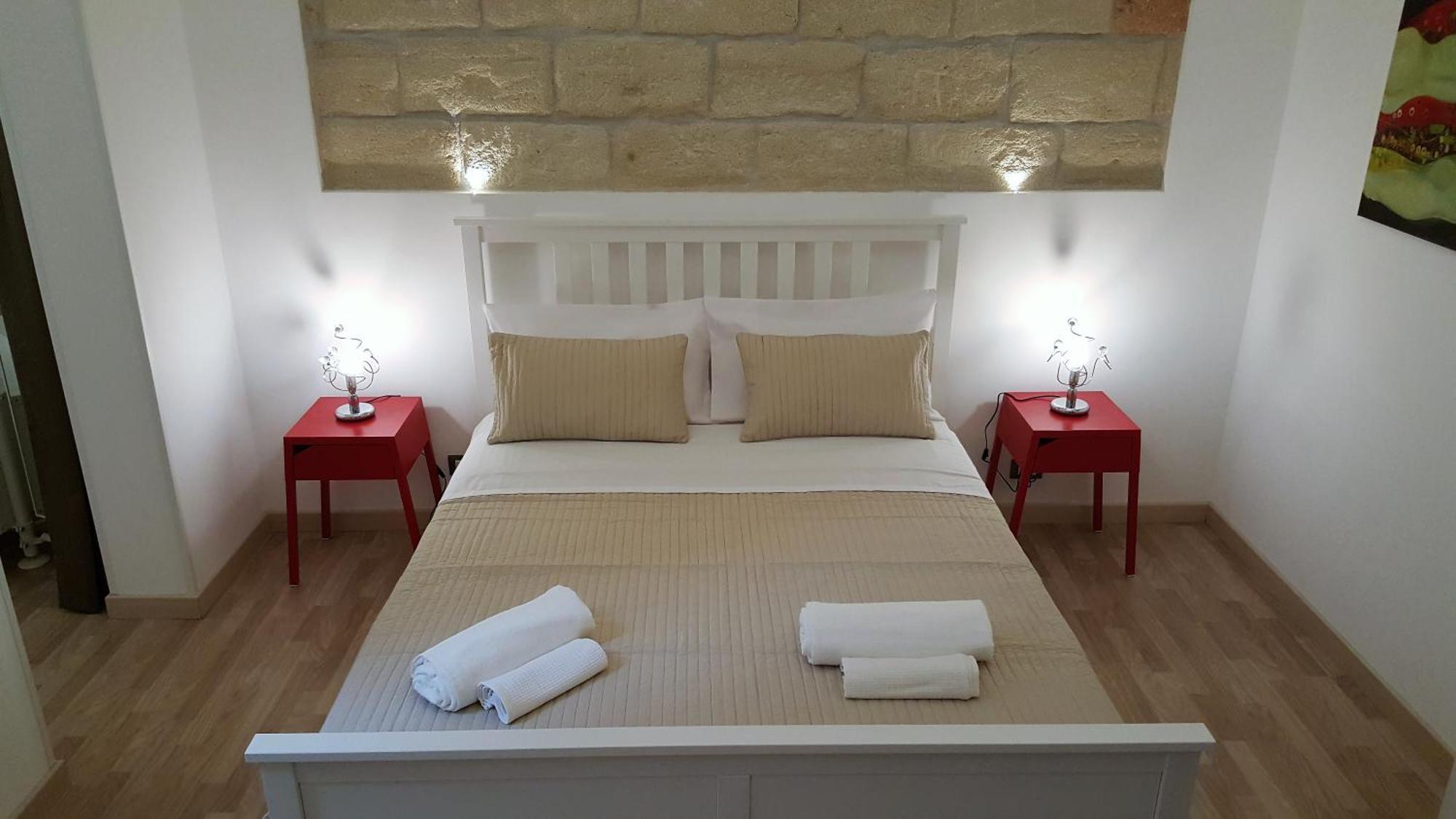 Nomapartments Il Cortile Romey Trapani Bagian luar foto