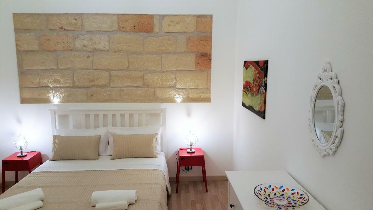Nomapartments Il Cortile Romey Trapani Bagian luar foto