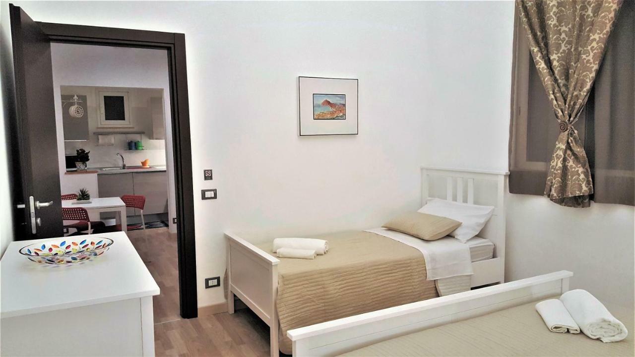 Nomapartments Il Cortile Romey Trapani Bagian luar foto